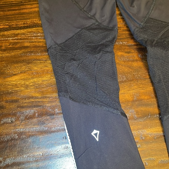 Ivivva by Lululemon leggings - Picture 3 of 7